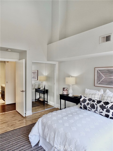4138 E Mendez Street, Long Beach CA: https://media.crmls.org/medias/bfcbbfc1-c8aa-401a-9251-c3a650bb58d6.jpg