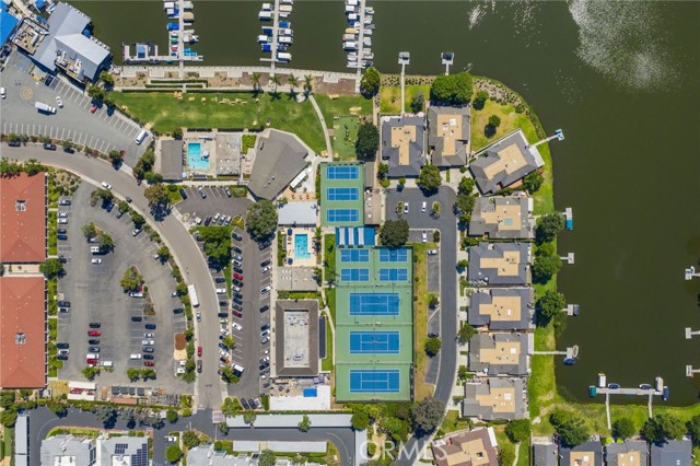 982 Camino Del Arroyo Drive, San Marcos CA: https://media.crmls.org/medias/bfcc17fe-efc8-467f-8313-41b7e5226f11.jpg