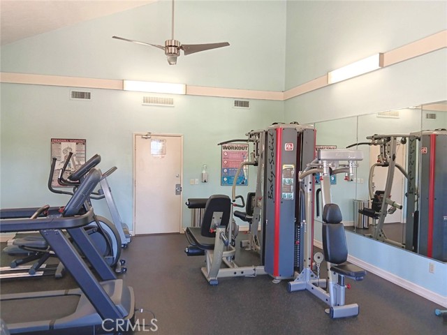 Detail Gallery Image 14 of 18 For 6600 Warner Ave #92,  Huntington Beach,  CA 92647 - 1 Beds | 1 Baths