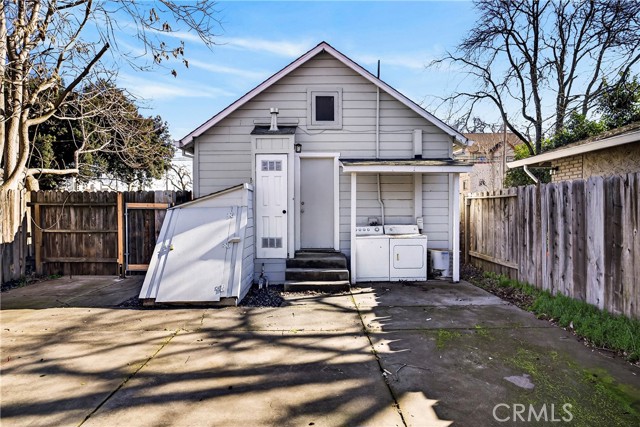 Detail Gallery Image 31 of 37 For 1128 W 5th, Chico,  CA 95928 - 3 Beds | 1 Baths