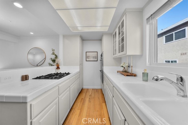 Detail Gallery Image 13 of 46 For 1006 Palm Ln, Redondo Beach,  CA 90278 - 2 Beds | 2 Baths