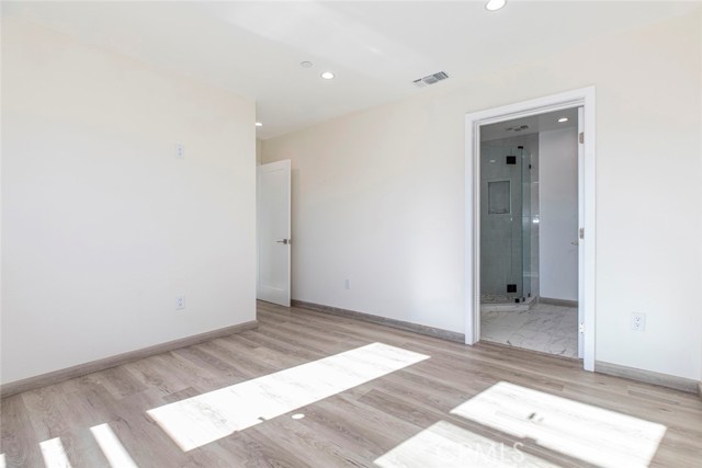 Detail Gallery Image 22 of 30 For 1754 N Berendo St #C,  Los Angeles,  CA 90027 - 3 Beds | 2/1 Baths