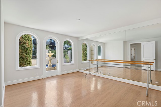 Detail Gallery Image 21 of 22 For 4627 Surrey Dr, Corona Del Mar,  CA 92625 - 4 Beds | 4/1 Baths