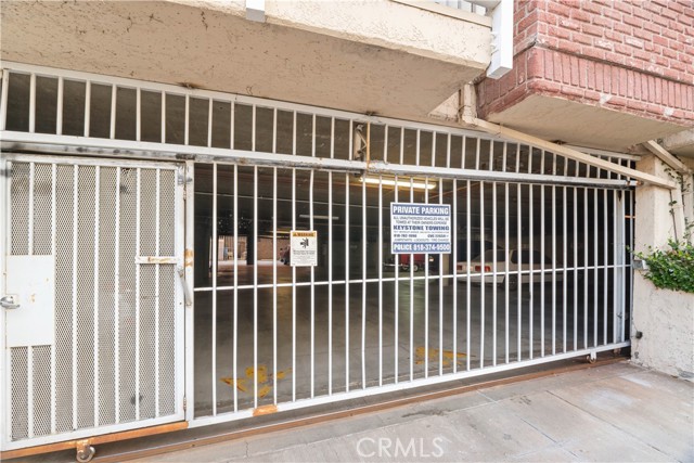 Detail Gallery Image 34 of 45 For 5135 Zelzah Ave #201,  Encino,  CA 91316 - 2 Beds | 2 Baths