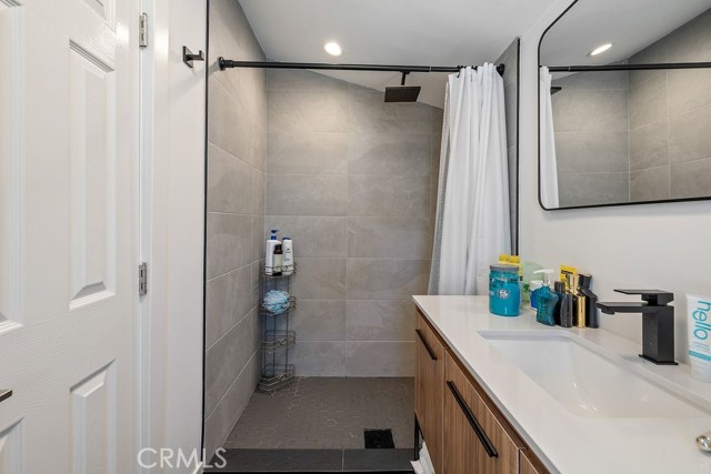 Detail Gallery Image 21 of 31 For 800 W 101 St, Los Angeles,  CA 90044 - 4 Beds | 2/1 Baths