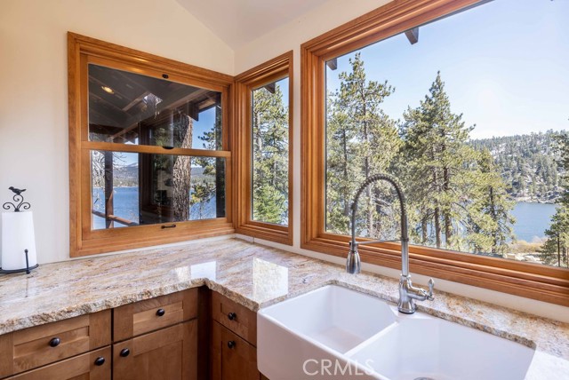 Detail Gallery Image 9 of 55 For 103 Big Bear Tract, Fawnskin,  CA 92333 - 4 Beds | 1/2 Baths