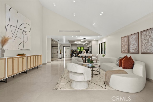 Detail Gallery Image 15 of 37 For 14242 Hortense, Sherman Oaks,  CA 91423 - 4 Beds | 4 Baths