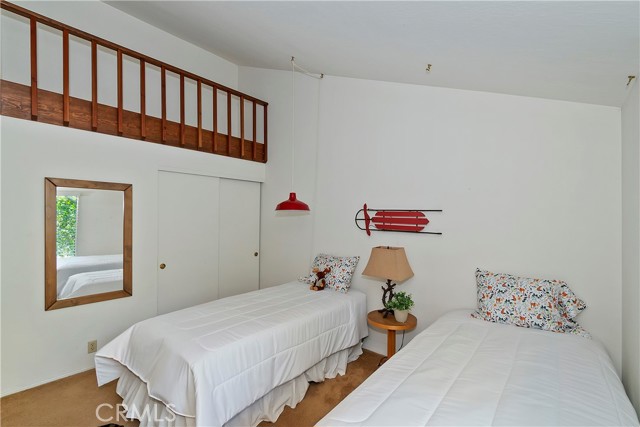 27821 Peninsula Drive #332, Lake Arrowhead CA: https://media.crmls.org/medias/bfcfc474-8c2a-43c4-960d-3962ae0c0912.jpg