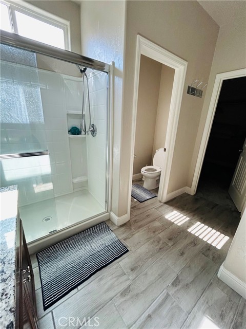 Detail Gallery Image 14 of 15 For 6140 E Laurel, Fresno,  CA 93727 - 2 Beds | 2 Baths