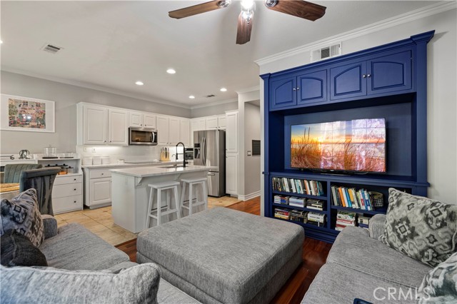 23402 Brookdale Lane, Valencia CA: https://media.crmls.org/medias/bfd09f0e-5064-420e-baac-1007548583a2.jpg