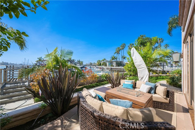 Detail Gallery Image 14 of 75 For 221 Rivo Alto Canal, Long Beach,  CA 90803 - 4 Beds | 5 Baths