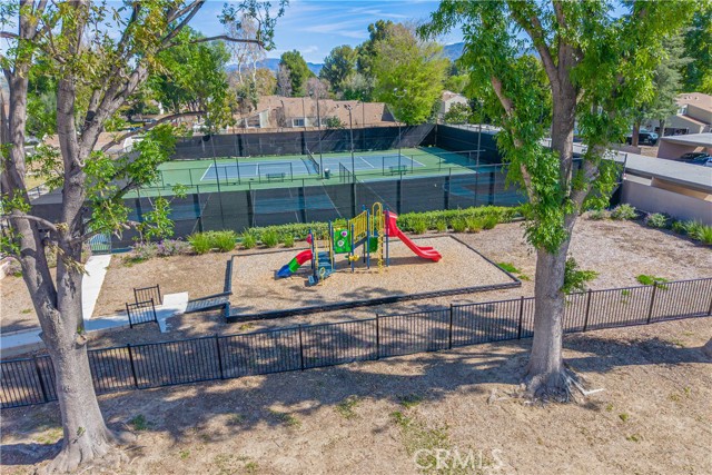 Detail Gallery Image 49 of 59 For 24430 Nicklaus Dr #L2,  Valencia,  CA 91355 - 3 Beds | 3 Baths