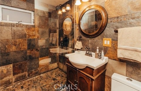 https://media.crmls.org/medias/bfd1715f-464a-4c3f-adcc-cd294e5ee765.jpg?preset=X-Large