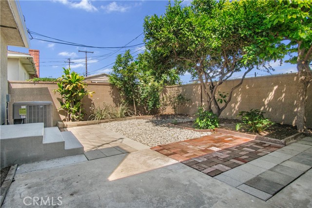 Detail Gallery Image 28 of 37 For 2131 W 169th, Torrance,  CA 90504 - 4 Beds | 2 Baths