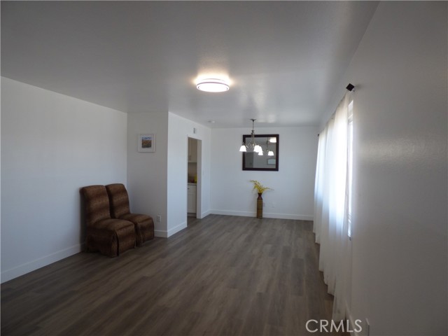 38565 Malby Avenue, Palmdale CA: https://media.crmls.org/medias/bfd1ce58-7610-4e9d-a76b-5fb6100014d0.jpg