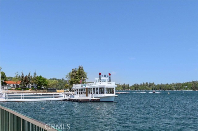 Detail Gallery Image 39 of 42 For 395 Primrose Cir #1-2,  Lake Arrowhead,  CA 92352 - 4 Beds | 3 Baths