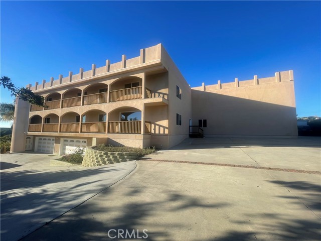 4438 Via De Los Cepillos, Bonsall, California 92003, 7 Bedrooms Bedrooms, ,7 BathroomsBathrooms,Residential,For Sale,Via De Los Cepillos,IV24102895