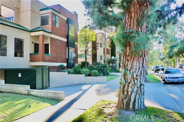 Detail Gallery Image 23 of 24 For 1151 Pine St #B,  South Pasadena,  CA 91030 - 3 Beds | 3 Baths