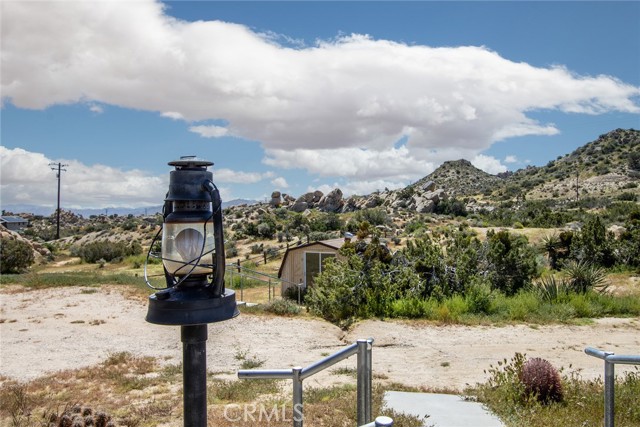 Detail Gallery Image 38 of 44 For 5550 Carlsbad Ave, Yucca Valley,  CA 92284 - 2 Beds | 2 Baths