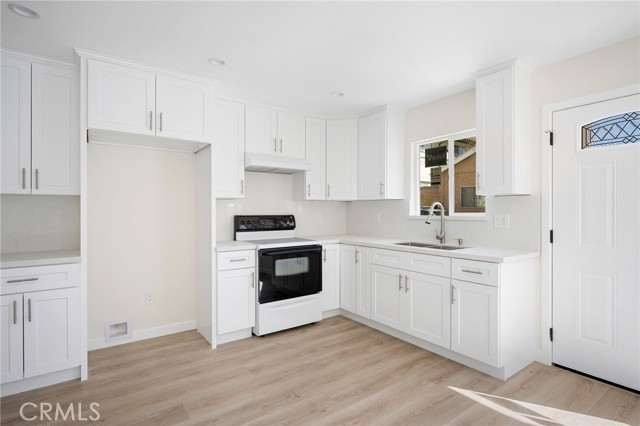 Detail Gallery Image 8 of 17 For 631 W California Ave a,  Glendale,  CA 91203 - 2 Beds | 2 Baths