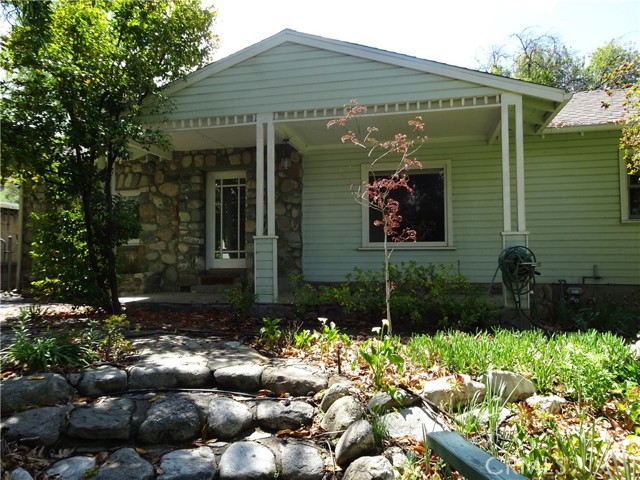 2952 Mill Creek Road, Mentone CA: https://media.crmls.org/medias/bfd2b9d1-0c0a-4212-a496-f513330452dd.jpg