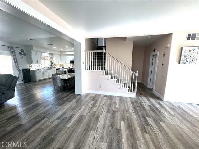 Image 27 of 56 For 14930 Catania Way