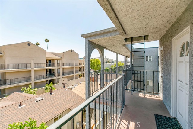 Detail Gallery Image 28 of 31 For 1148 San Rafael Ave #6,  Glendale,  CA 91202 - 1 Beds | 1 Baths