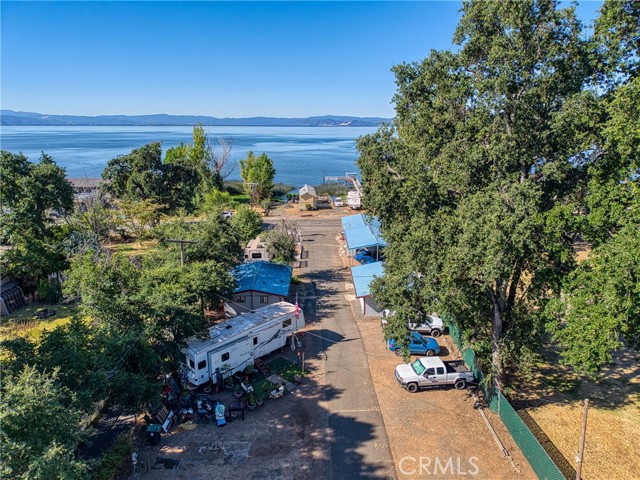 2630 Lakeshore Boulevard, Upper Lake CA: https://media.crmls.org/medias/bfd35e22-18f7-4966-b62f-efd08989192c.jpg