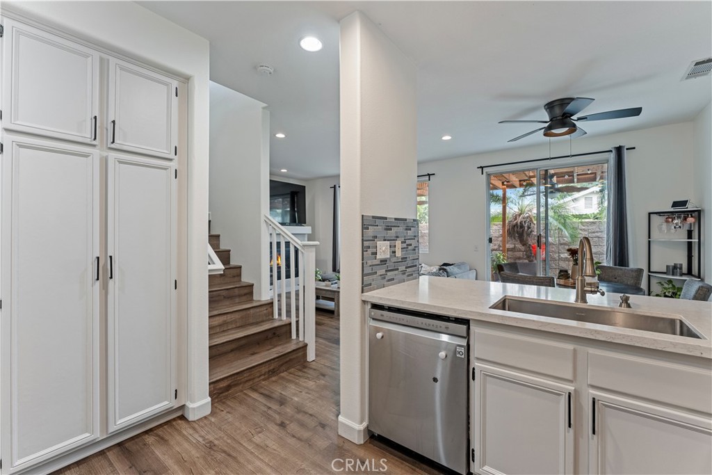 MLS #OC25274563 image #5