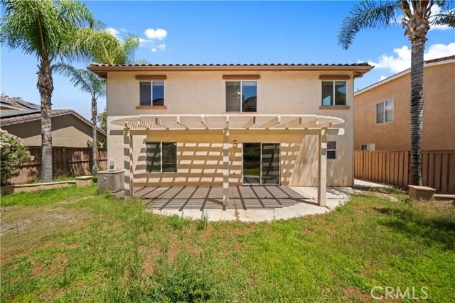 Detail Gallery Image 17 of 44 For 32057 Meadow Wood Ln, Lake Elsinore,  CA 92532 - 4 Beds | 2/1 Baths