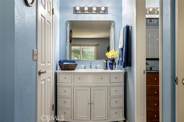 Detail Gallery Image 27 of 40 For 8052 N Mariposa St, Fresno,  CA 93720 - 3 Beds | 2 Baths