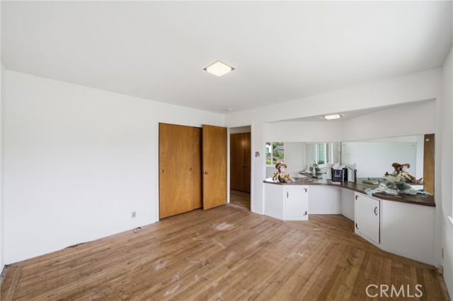 Detail Gallery Image 12 of 24 For 507 Carlyn Ct, Sunnyvale,  CA 94086 - 4 Beds | 2/1 Baths