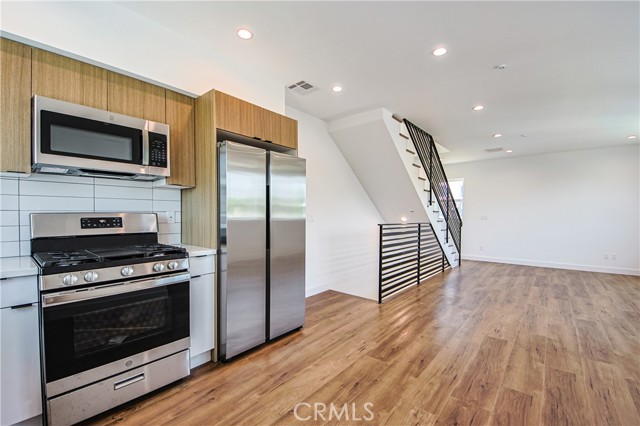  Income Home for Sale in North Hollywood, California