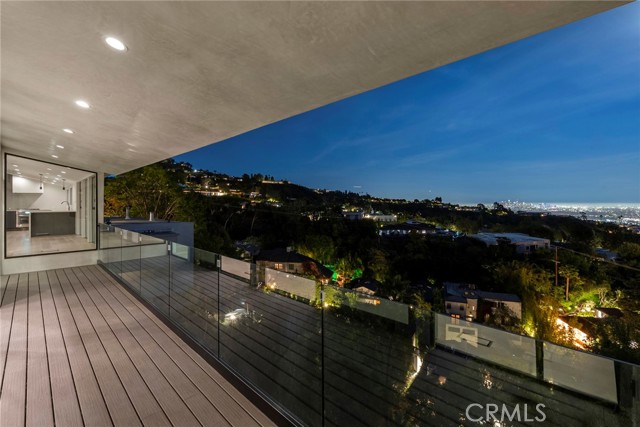Detail Gallery Image 35 of 35 For 9336 Lloydcrest Dr, Beverly Hills,  CA 90210 - 3 Beds | 2 Baths