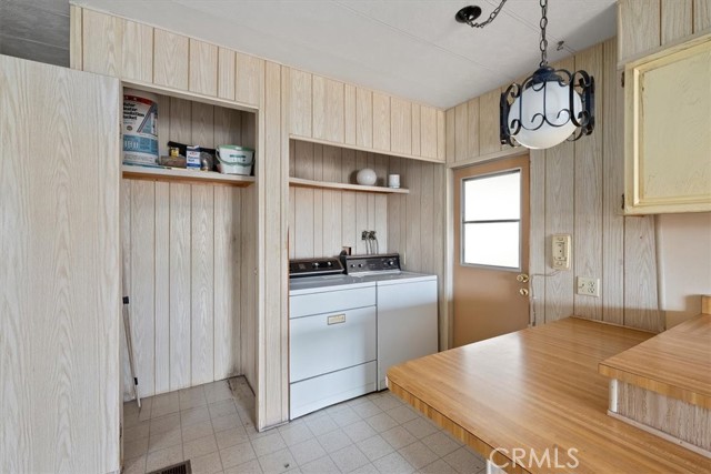 Image 20 of 27 For 54999 Martinez Trail  107