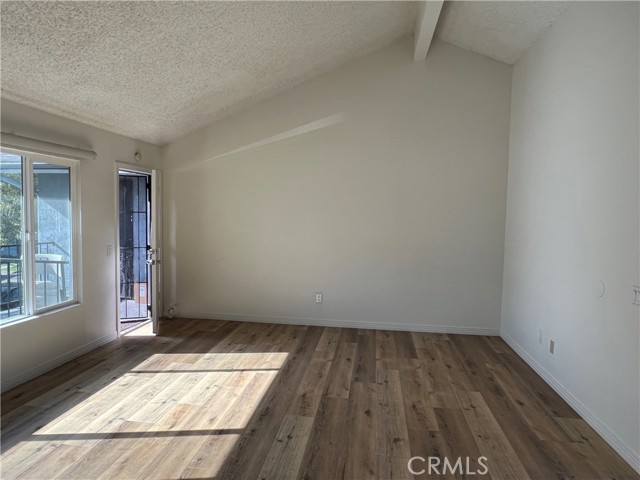 Detail Gallery Image 9 of 12 For 600 N Grand Ave, Santa Ana,  CA 92701 - – Beds | – Baths