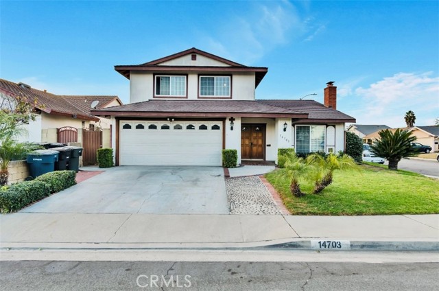 Detail Gallery Image 1 of 25 For 14703 Dell Ave, Bellflower,  CA 90706 - 4 Beds | 2 Baths