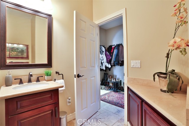 Detail Gallery Image 34 of 74 For 41565 Avenida Conchita, Murrieta,  CA 92562 - 5 Beds | 6/2 Baths