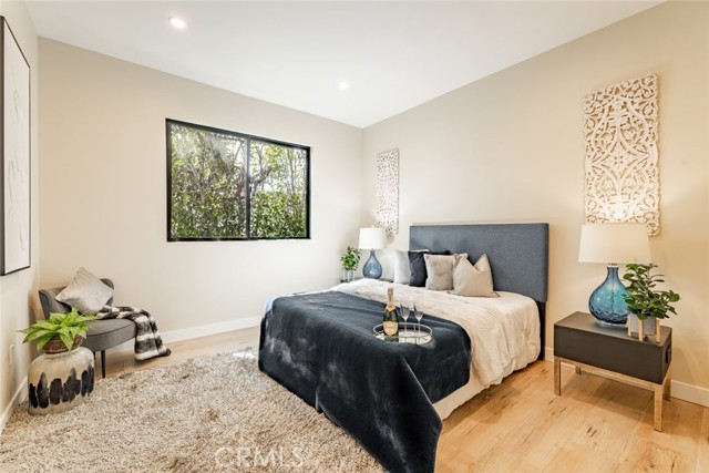 5805 Bucknell Avenue, Valley Village CA: https://media.crmls.org/medias/bfd84144-f1ef-4bfd-b20a-0a6eaba8b0e4.jpg