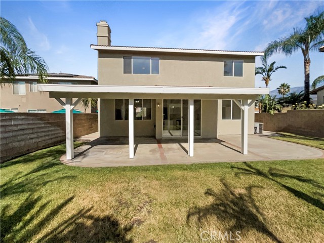 7411 Bull Run Place, Fontana CA: https://media.crmls.org/medias/bfd8cf93-dcfa-4fa2-bfd5-80ac84d63448.jpg