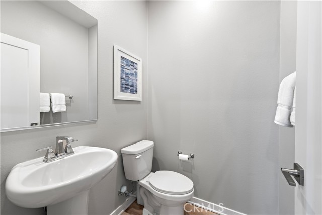 845 S Grable Circle, Orange CA: https://media.crmls.org/medias/bfdb4910-55b9-4c27-98e5-c632bb65a370.jpg