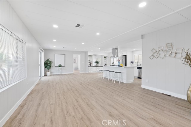 Detail Gallery Image 4 of 44 For 11250 Ramona #216,  Montclair,  CA 91763 - 3 Beds | 2 Baths