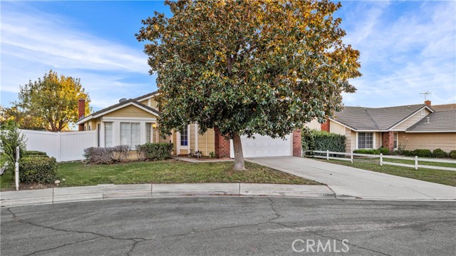 15085 Primrose Court, Fontana, California 92336, 3 Bedrooms Bedrooms, ,2 BathroomsBathrooms,Single Family Residence,For Sale,Primrose,IG24226272