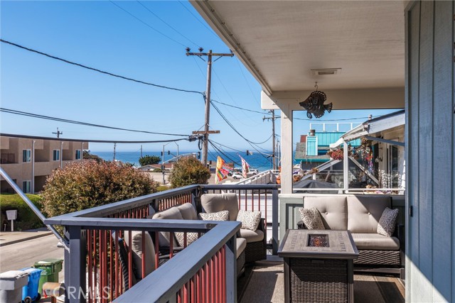 Detail Gallery Image 6 of 37 For 371 Yerba Buena St, Morro Bay,  CA 93442 - 2 Beds | 2 Baths