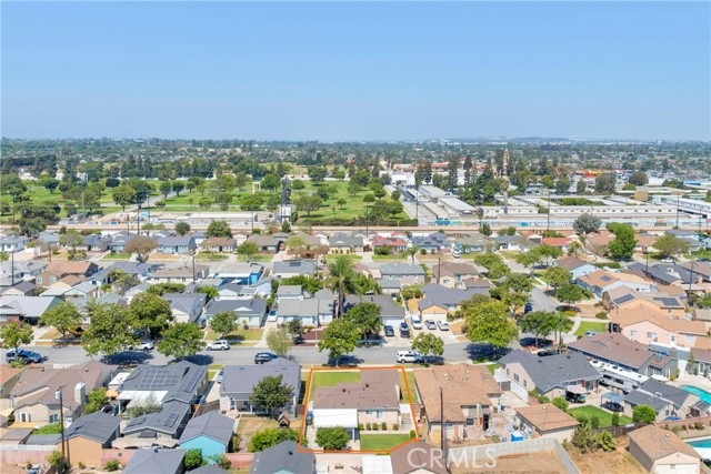 4736 Vangold Avenue, Lakewood CA: https://media.crmls.org/medias/bfe002db-87b4-4650-8671-9ea605bdc608.jpg