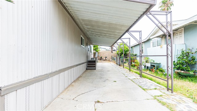 4041 Pedley Road, Jurupa Valley CA: https://media.crmls.org/medias/bfe13231-f08d-49bc-a6a1-eecf83c20ea8.jpg