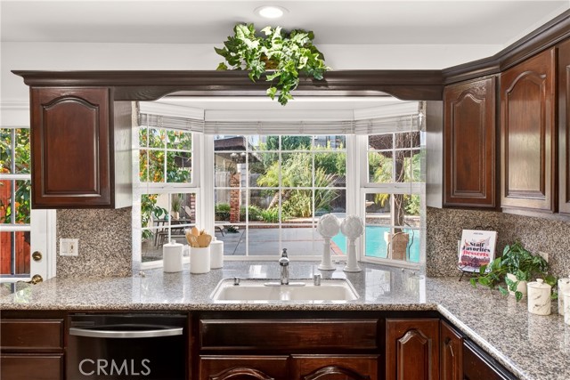 Detail Gallery Image 17 of 60 For 4115 Laurelgrove Ave, Studio City,  CA 91604 - 5 Beds | 3/1 Baths