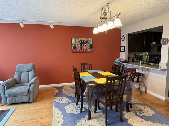 Detail Gallery Image 7 of 21 For 3381 Bandit Cir, Huntington Beach,  CA 92649 - 3 Beds | 3 Baths