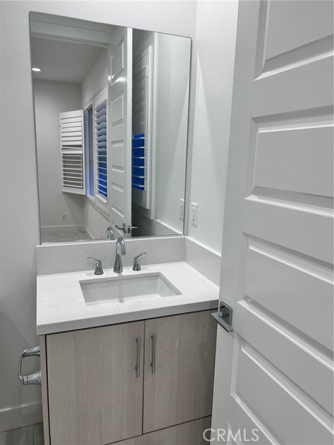 200 Orange Grove, Lake Forest CA: https://media.crmls.org/medias/bfe1dbd5-0e2d-4499-8290-d70d48e8eefe.jpg