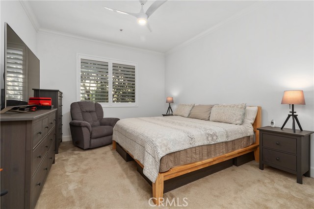 300 E 4th Street, Long Beach CA: https://media.crmls.org/medias/bfe21a68-097d-4caa-b1b4-a5186c469260.jpg